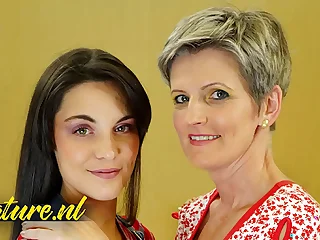 Grown up Descendant Has a Sexdate with a Hot Lesbian Babe